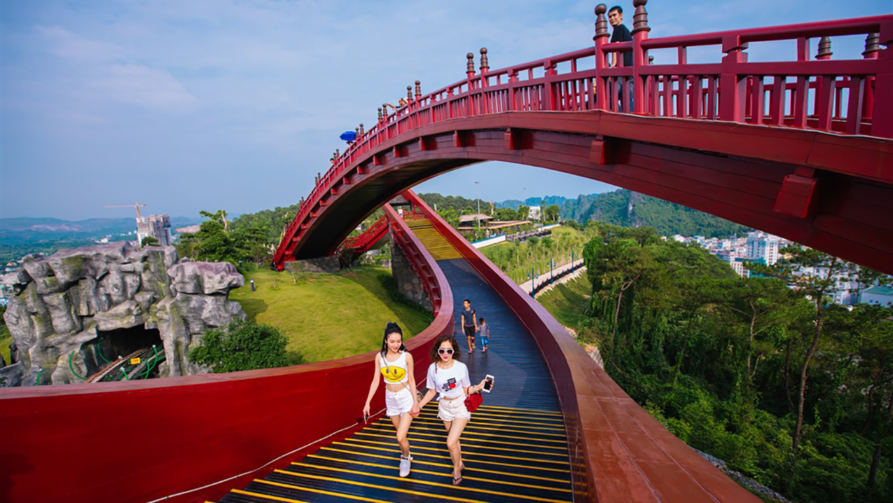 Khu Ba Đèo - Sun World Ha Long