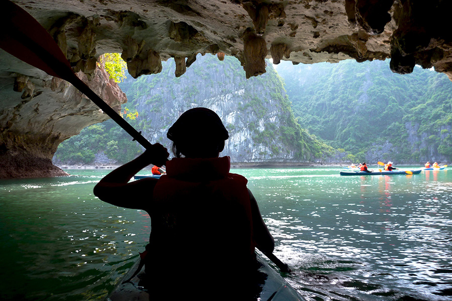 Hang Luồn